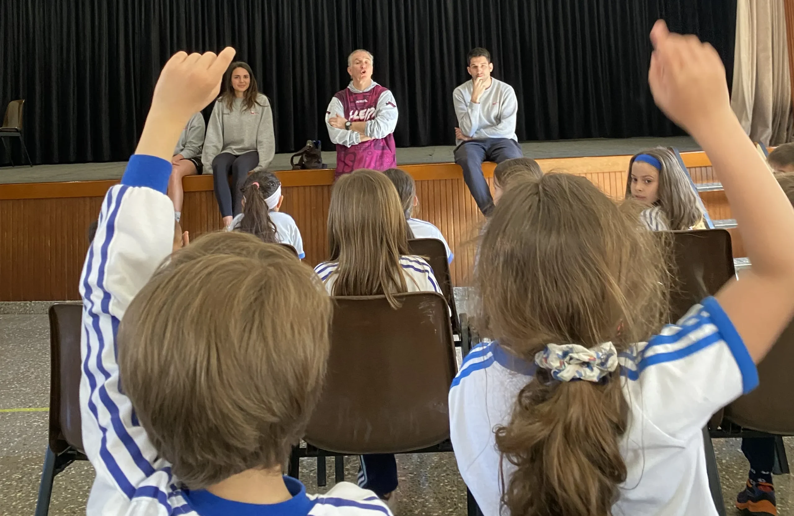 Visita del Força Lleida Femení